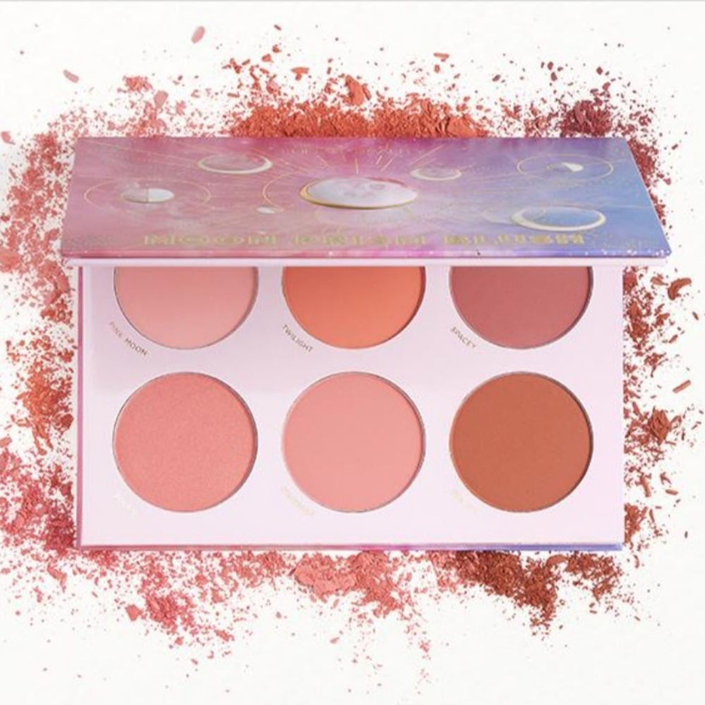 LUNAR BEAUTY Moon Prism Blush Palette